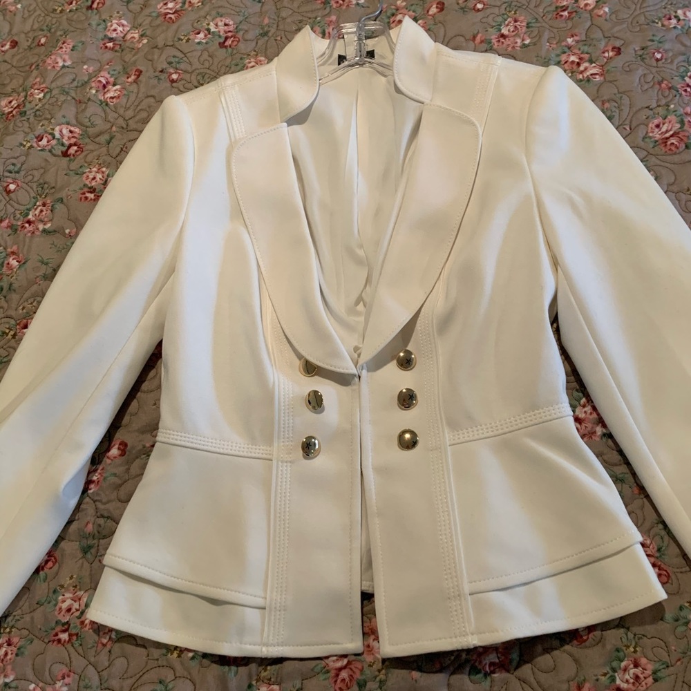 WHITE HOUSE | BLACK MARKET JACKET